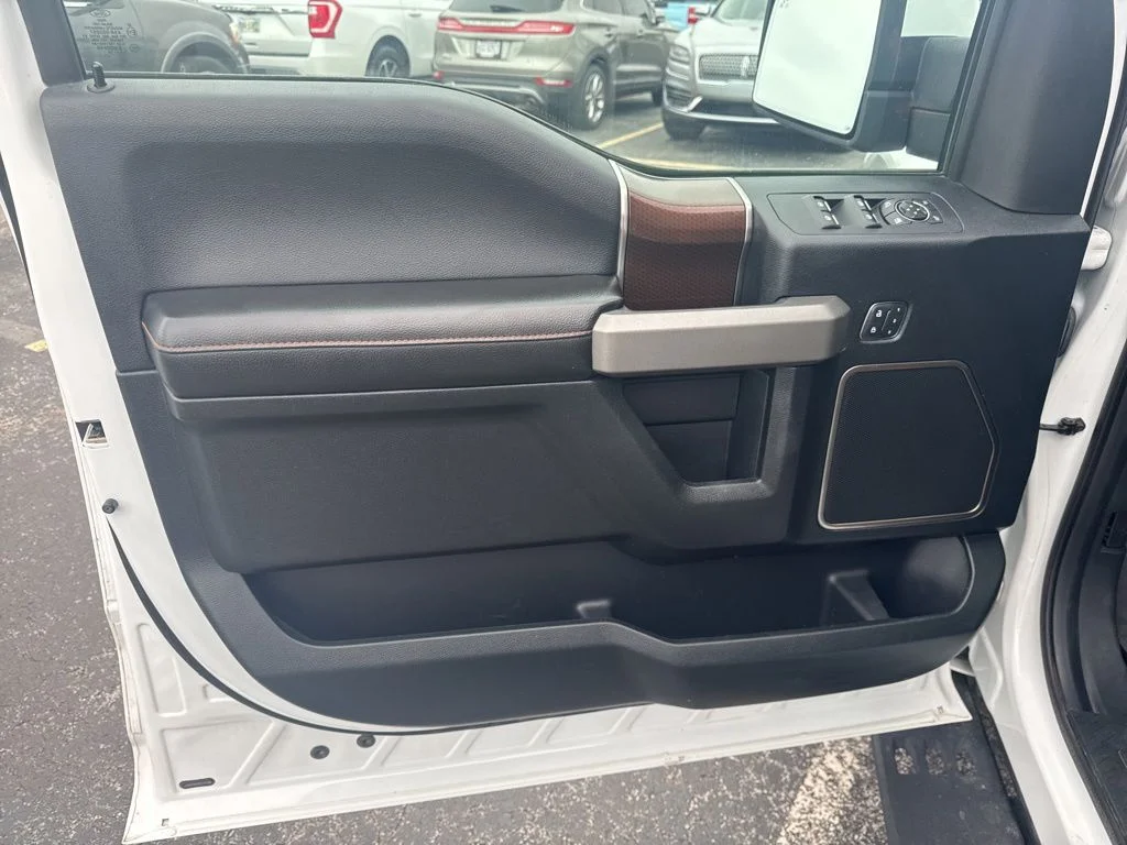 Used 2018 White Ford Raptor image 12