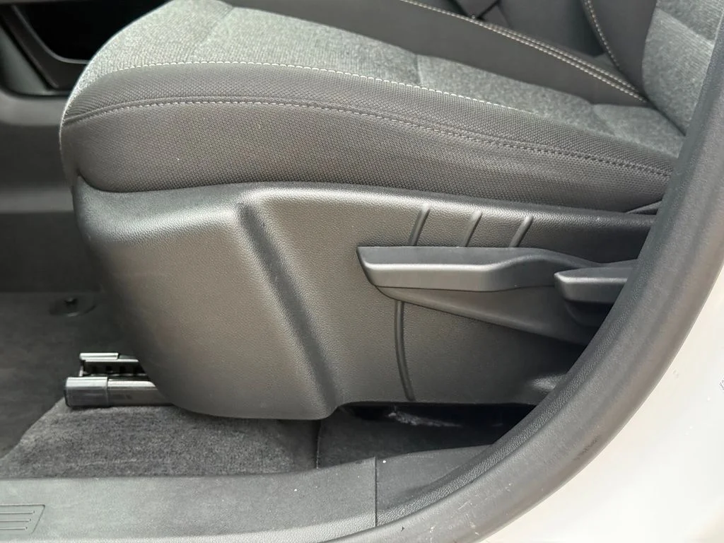 Used 2026 White GMC Elevation image 10