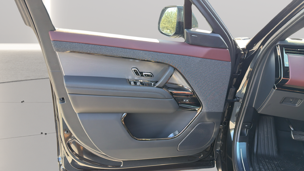 New 2027  Land Rover Dynamic SE image 20