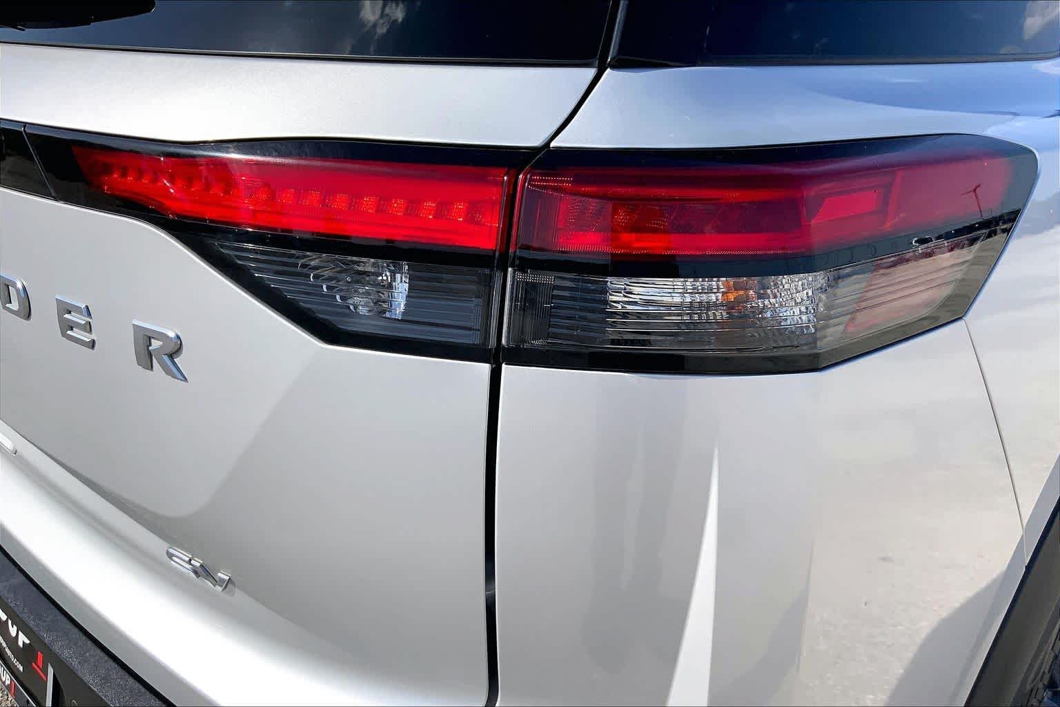Used 2023 Brilliant Silver Metallic Nissan SV image 30