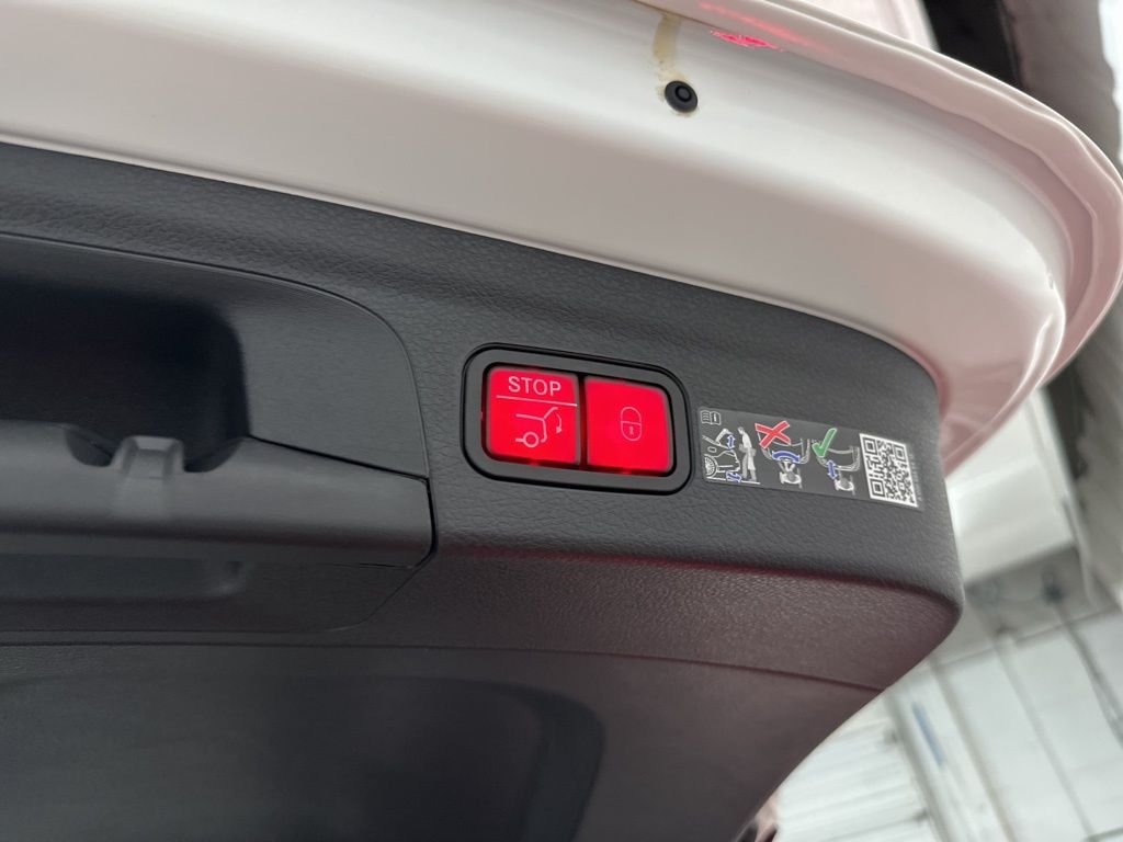 New 2026 Polar White Mercedes-Benz GLE 350 image 28