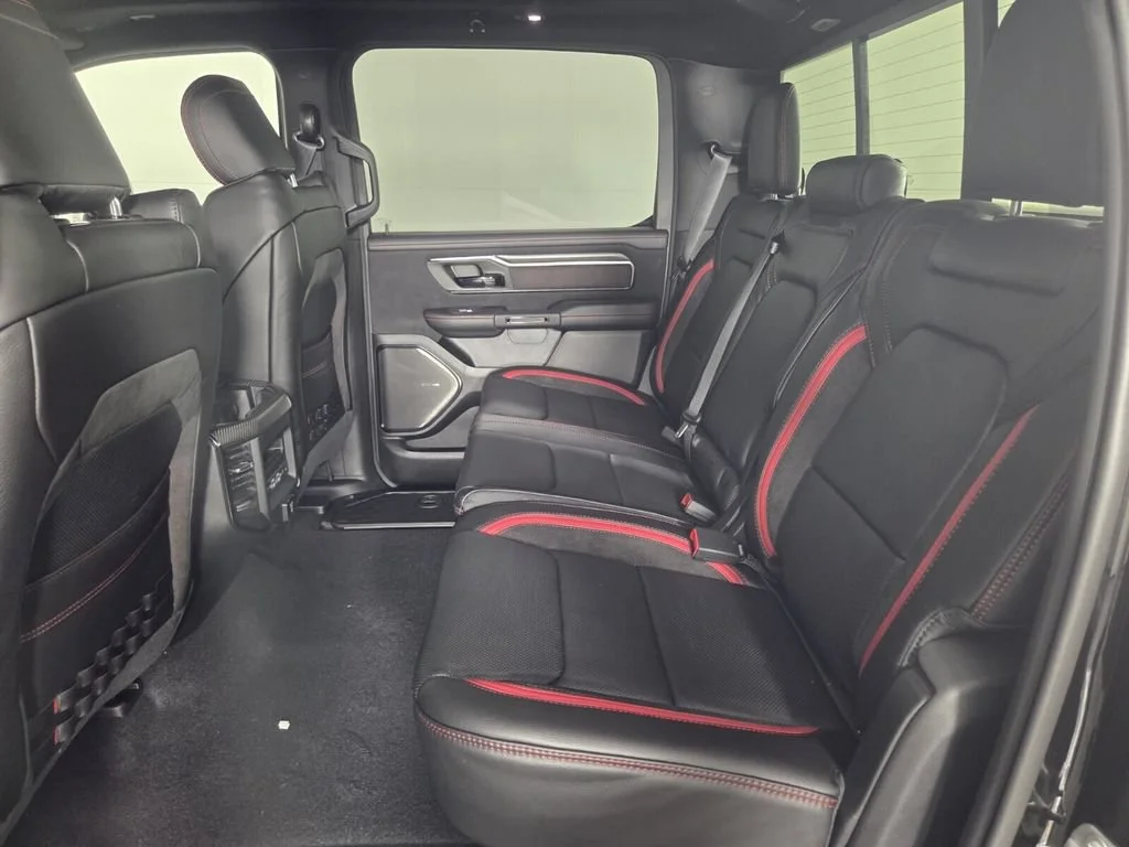 New 2026 Diamond Black Crystal Pearl-Coat Exterior Paint RAM RHO image 18