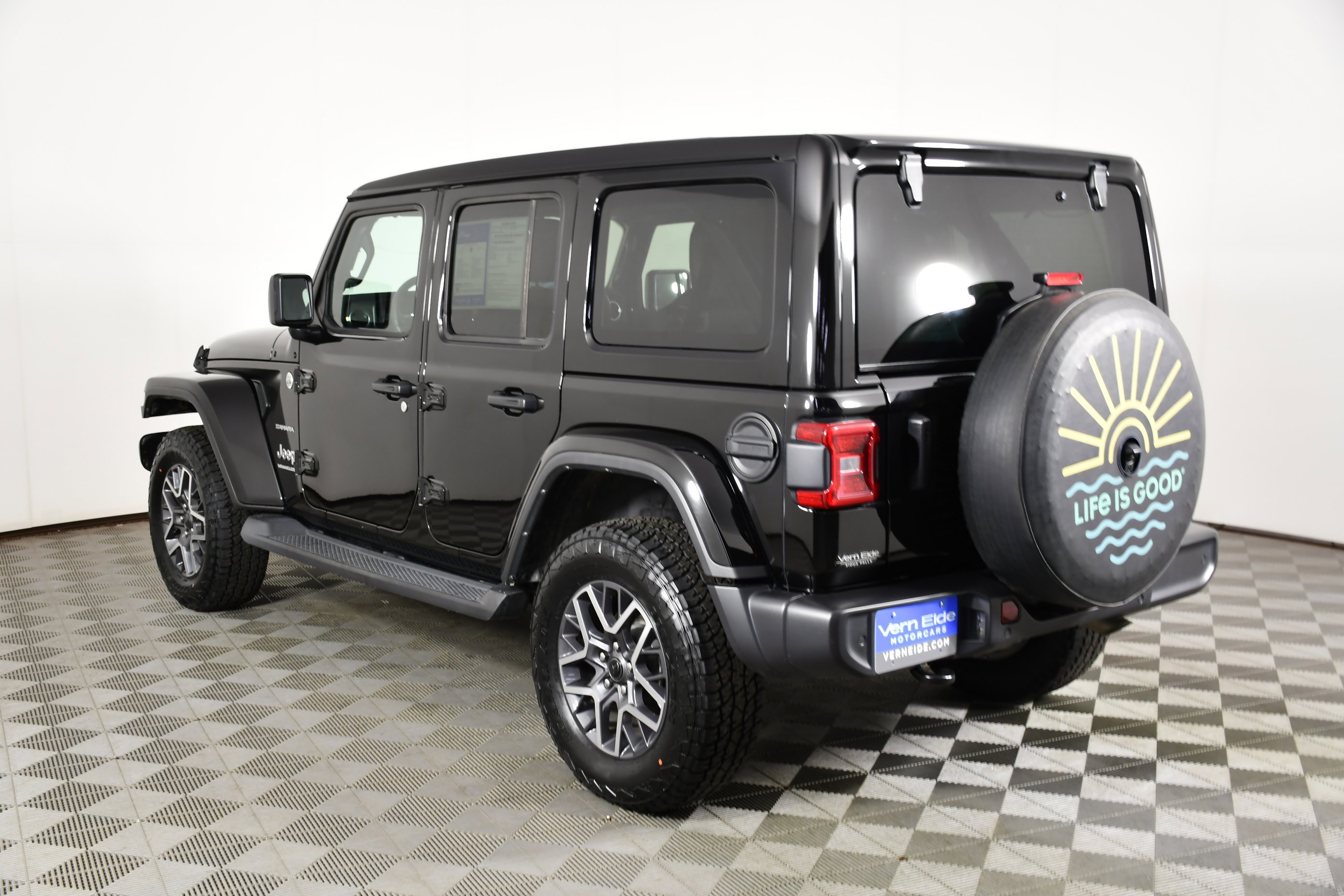 Used 2024 Black Clearcoat Jeep Sahara image 8