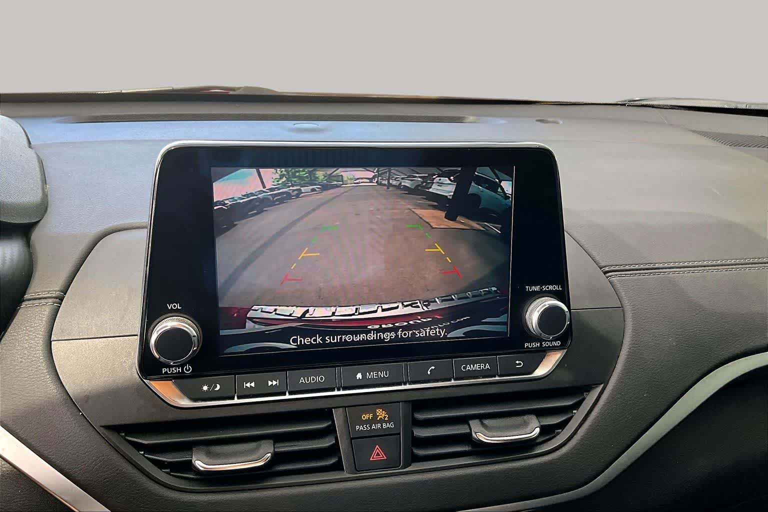 Used 2022 Scarlet Ember Tintcoat Nissan 2.5 SV image 52