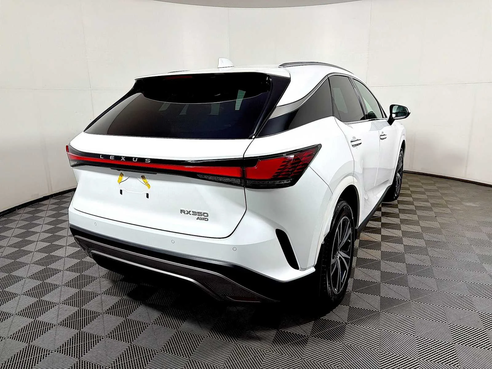 Used 2023 Eminent White Pearl Lexus Premium image 6