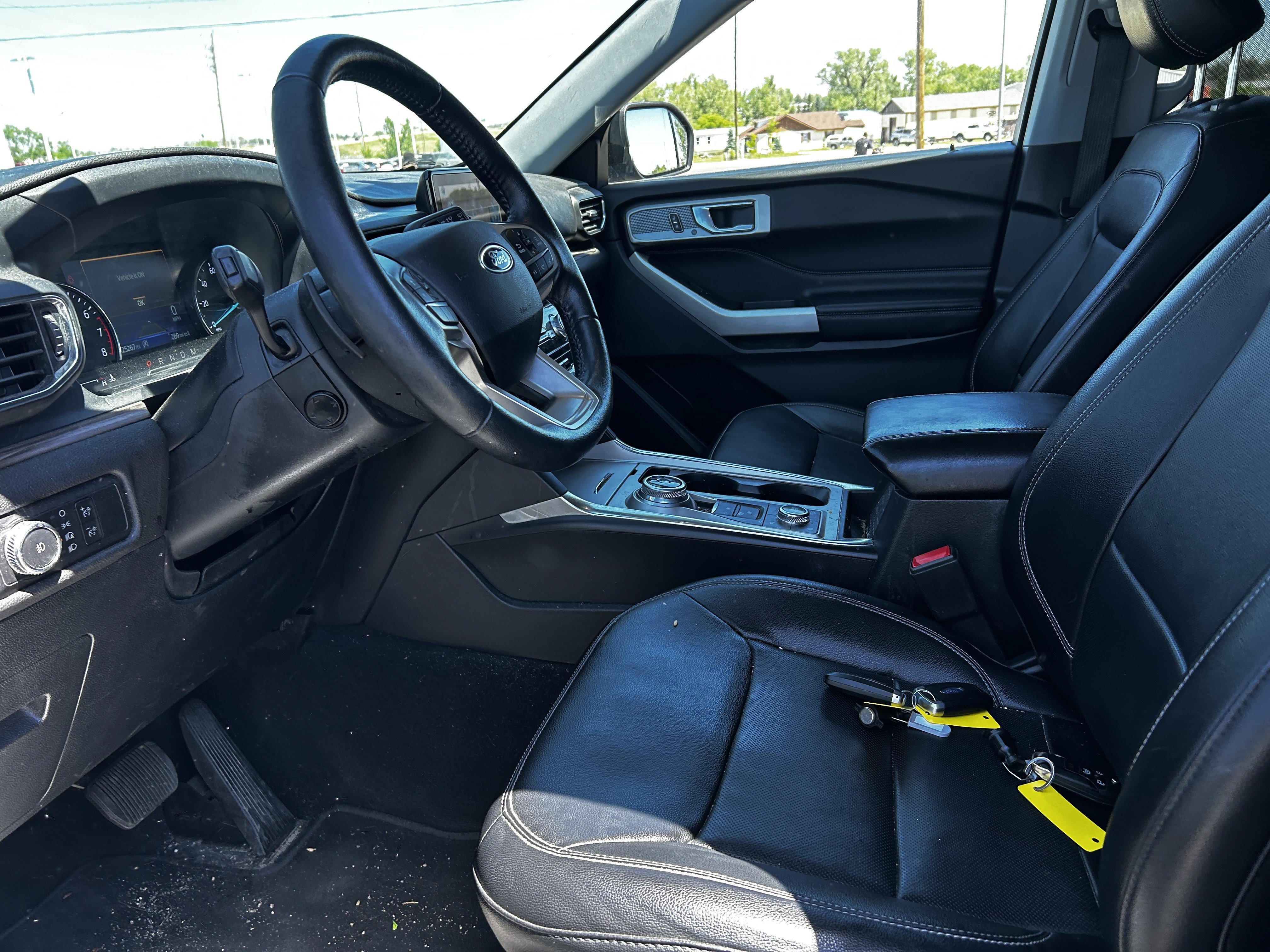 Used 2021 Atlas Blue Metallic Ford Limited image 9