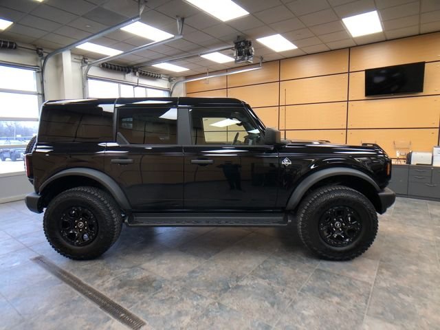 New 2026 Shadow Black Ford Outer Banks® image 8