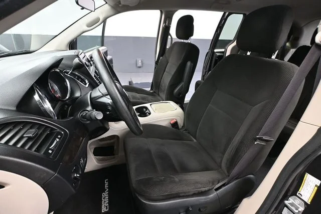 2016 Dodge Grand Caravan SXT - Photo 21