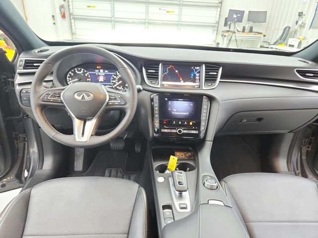 Used 2025 Gray INFINITI ESSENTIAL image 24