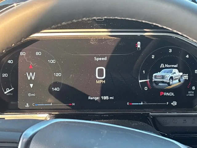 New 2026 Summit White GMC SLE image 27