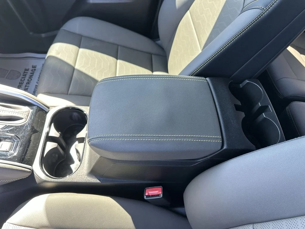 Used 2025 Black Chevrolet ZR2 image 27