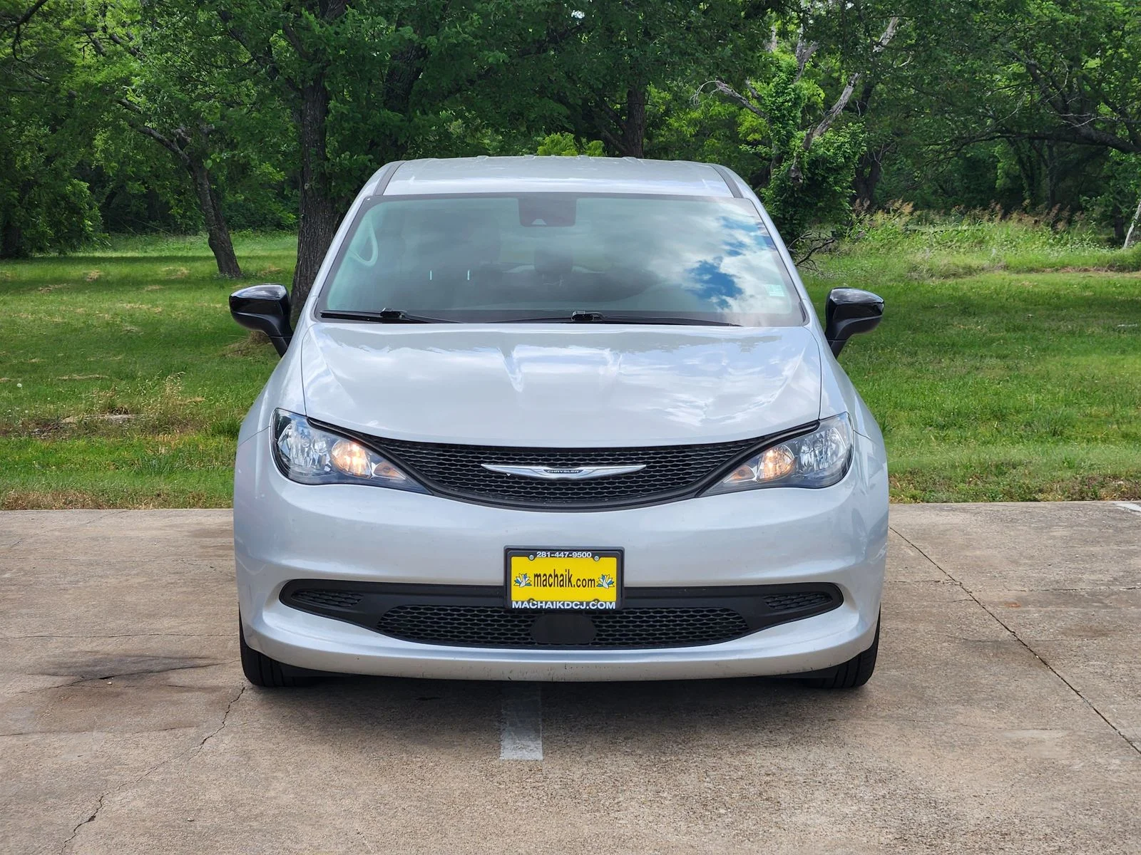 Used 2024 Silver Chrysler LX image 2