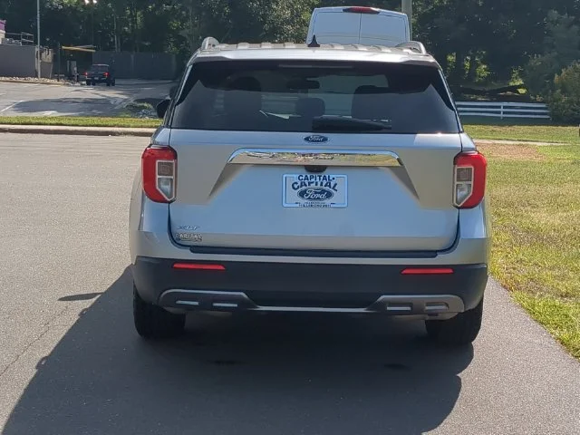 Used 2022 Silver Ford XLT image 12