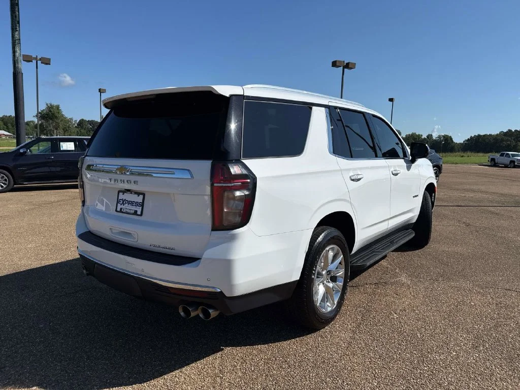 Used 2024 White Chevrolet Premier image 10