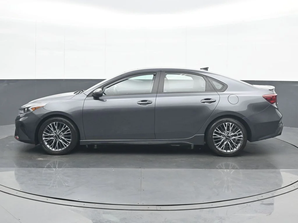 Used 2023 Gray Kia GT-Line image 3