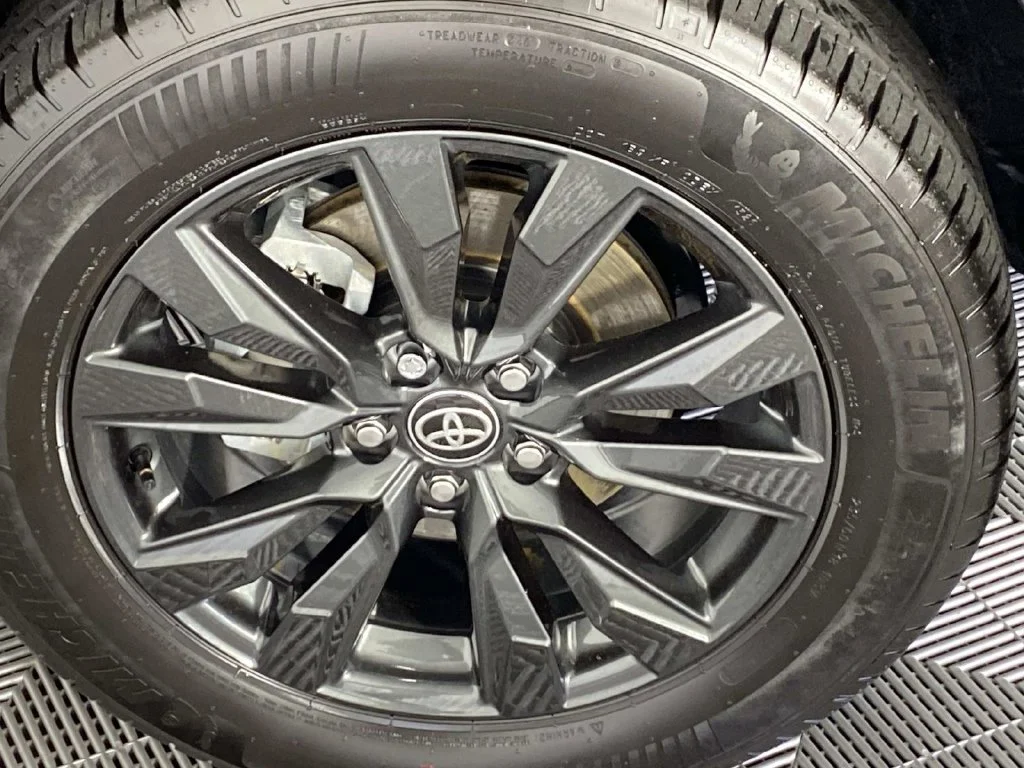Used 2026 Midnight Black Metallic Toyota XLE Premium image 25