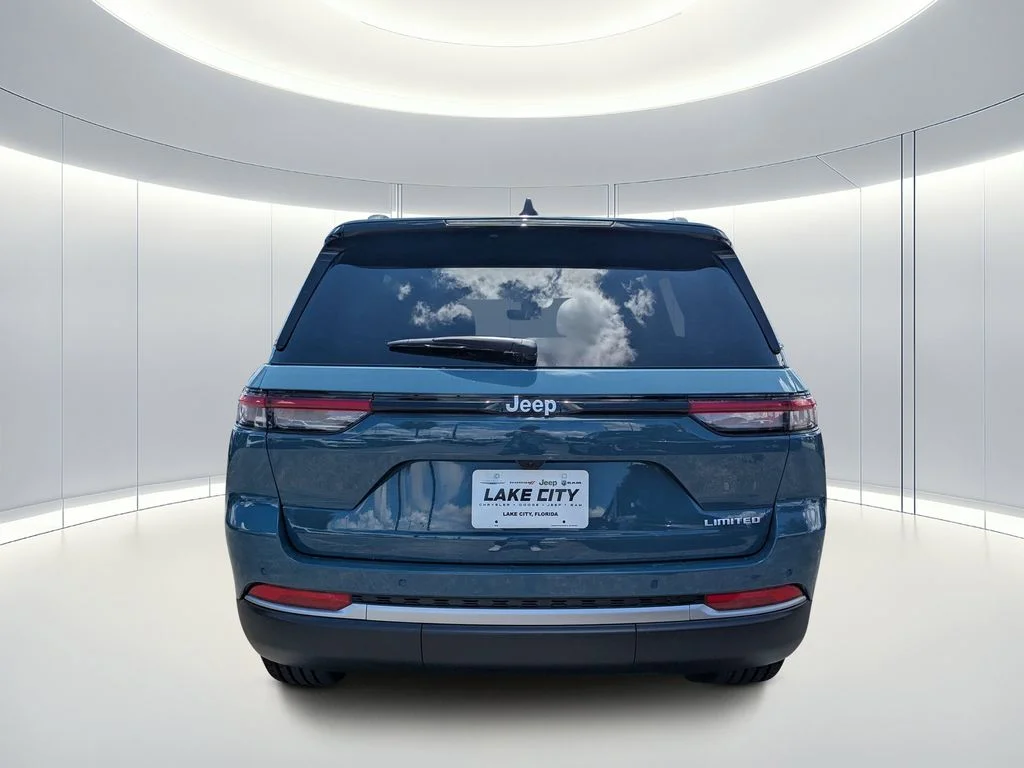Used 2026 Blue Jeep Limited image 5