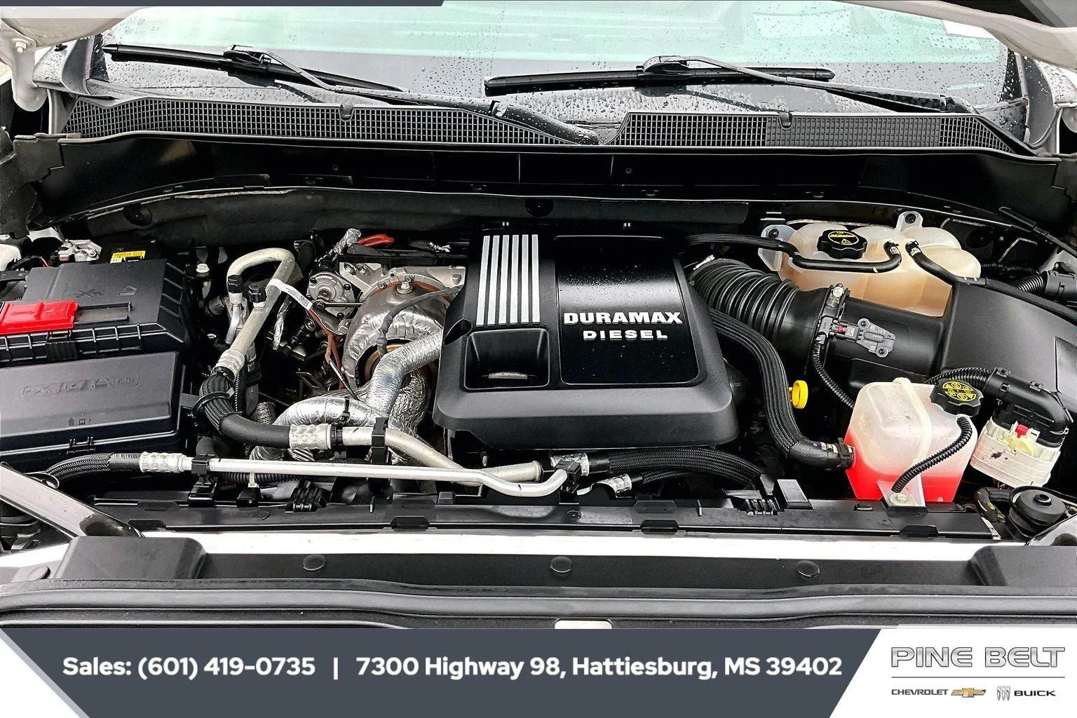 Used 2024 Iridescent Pearl Tricoat Chevrolet High Country image 9