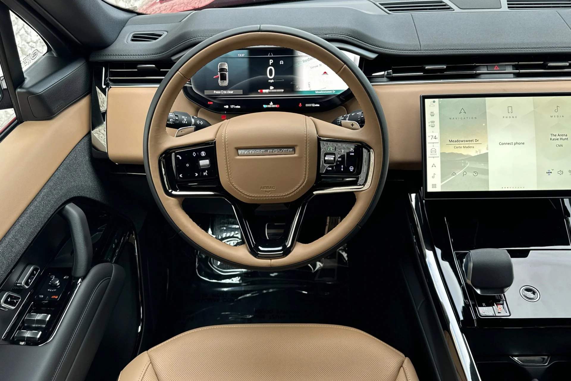 Used 2025 Red Land Rover Dynamic SE image 16