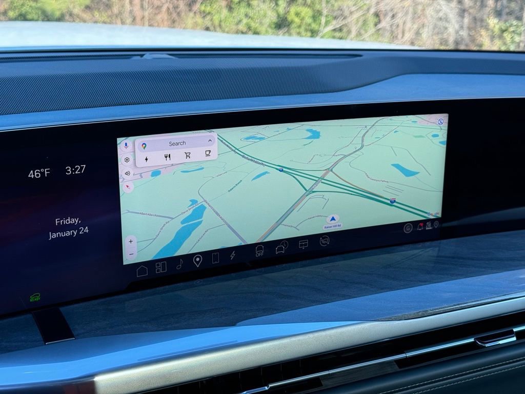 View vehicle photo 4