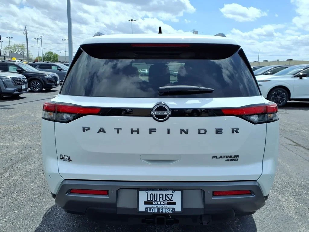 New 2026 White Nissan Platinum image 26