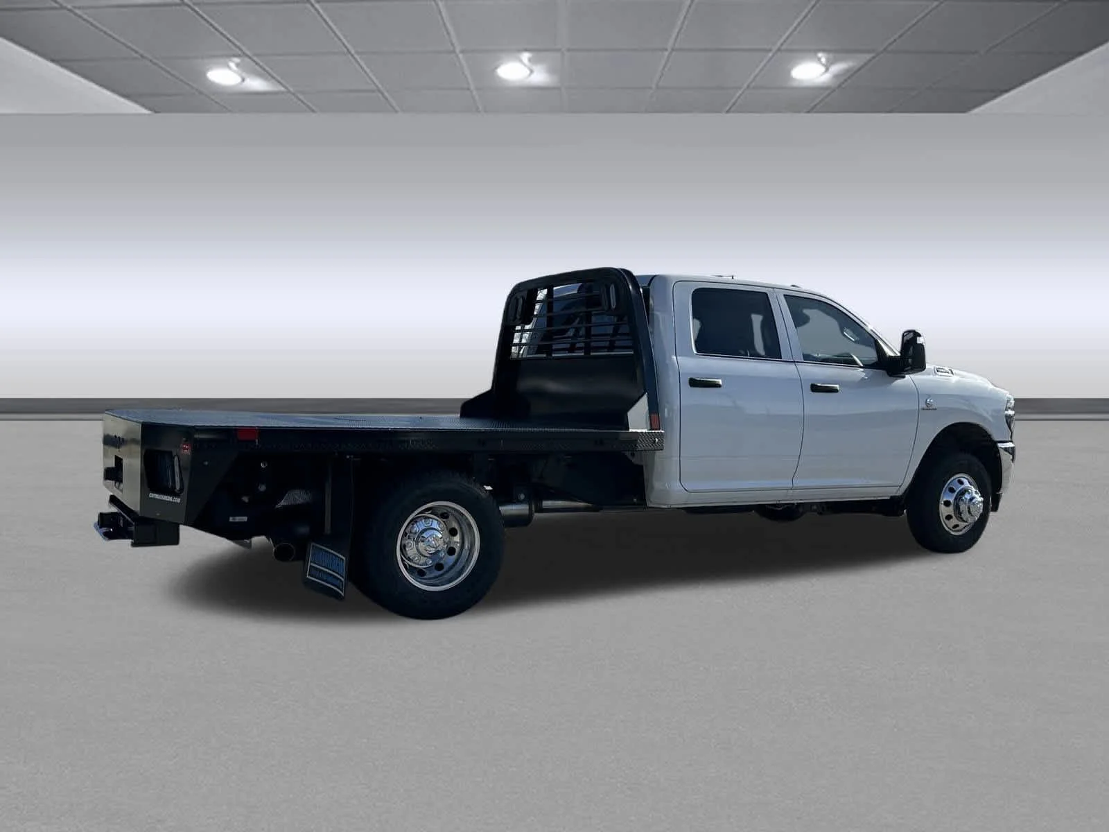 New 2026 Bright White Clearcoat RAM Tradesman image 7