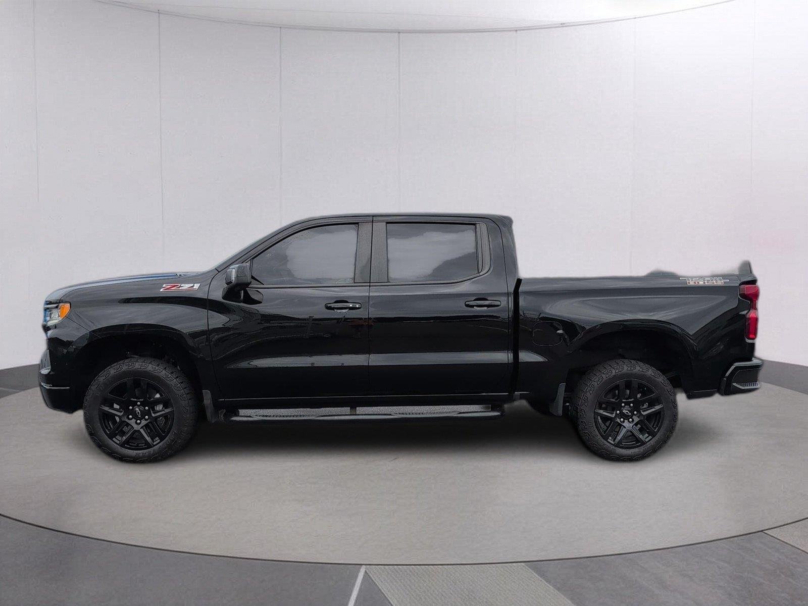 Used 2025 Black Chevrolet LT Trail Boss image 2