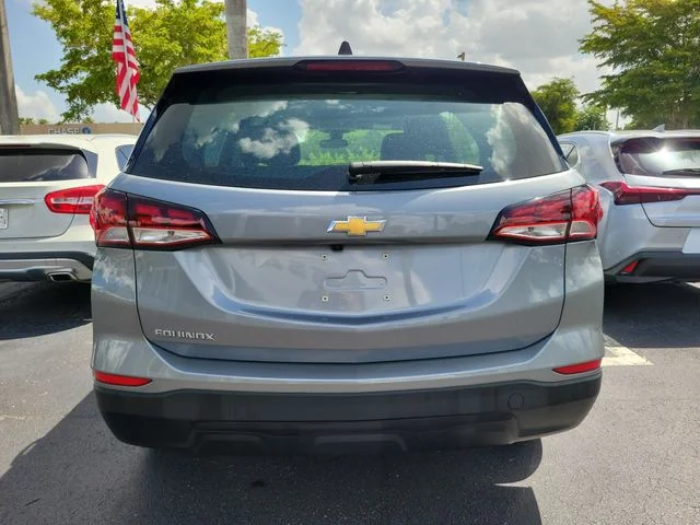 Used 2023 Gray Chevrolet LS image 5