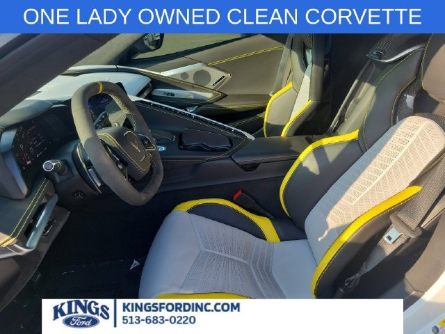 Used 2021 Arctic White Chevrolet Stingray image 12