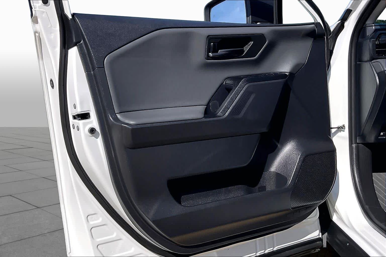 Certified Used 2026 Wind Chill Pearl Toyota XLE Premium image 19