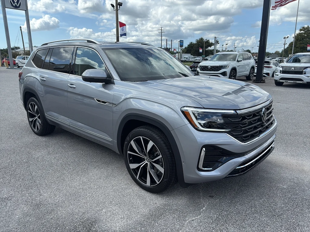 2026 Volkswagen Atlas SEL Premium R-Line - Photo 8