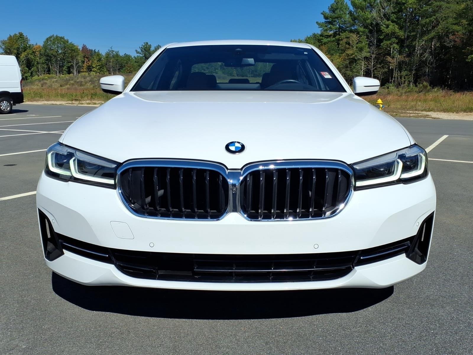 Used 2021 Alpine White BMW 530i image 15