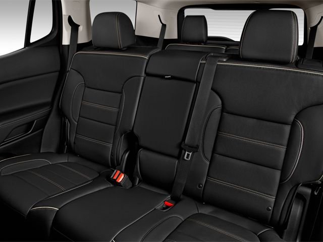 Used 2023 Sterling Metallic GMC Denali image 11