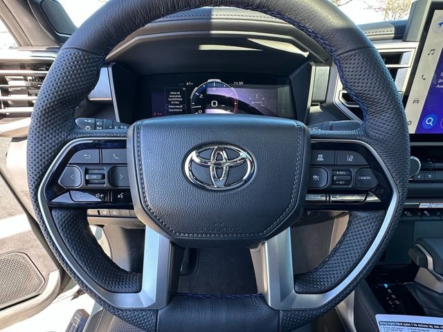 New 2026 Wind Chill Pearl <sup>1</sup> Toyota  Platinum image 16