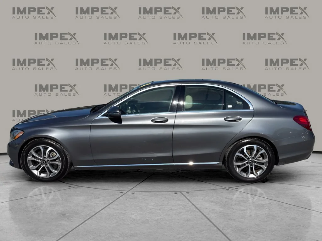 Used 2018 Beige Mercedes-Benz C 300 image 2
