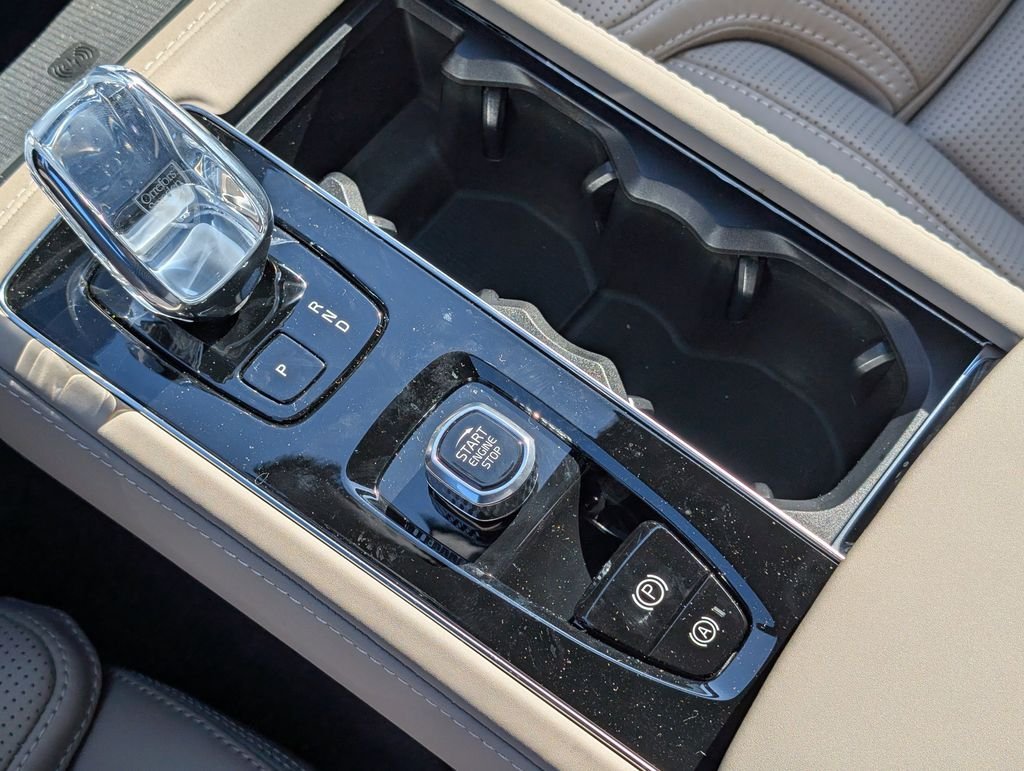 New 2026 Black Volvo T8 Ultra image 23