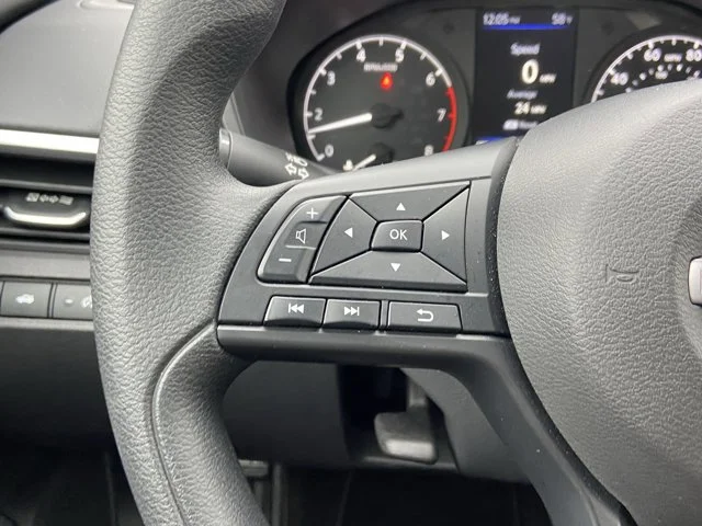 2025 Nissan Altima S - Photo 17