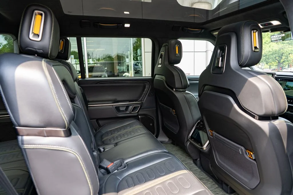 Used 2024 Black Rivian Adventure image 23
