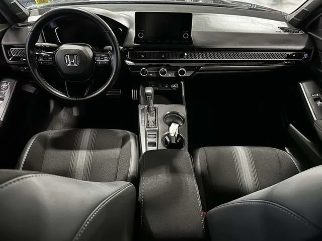2025 Honda Civic Sport - Photo 17