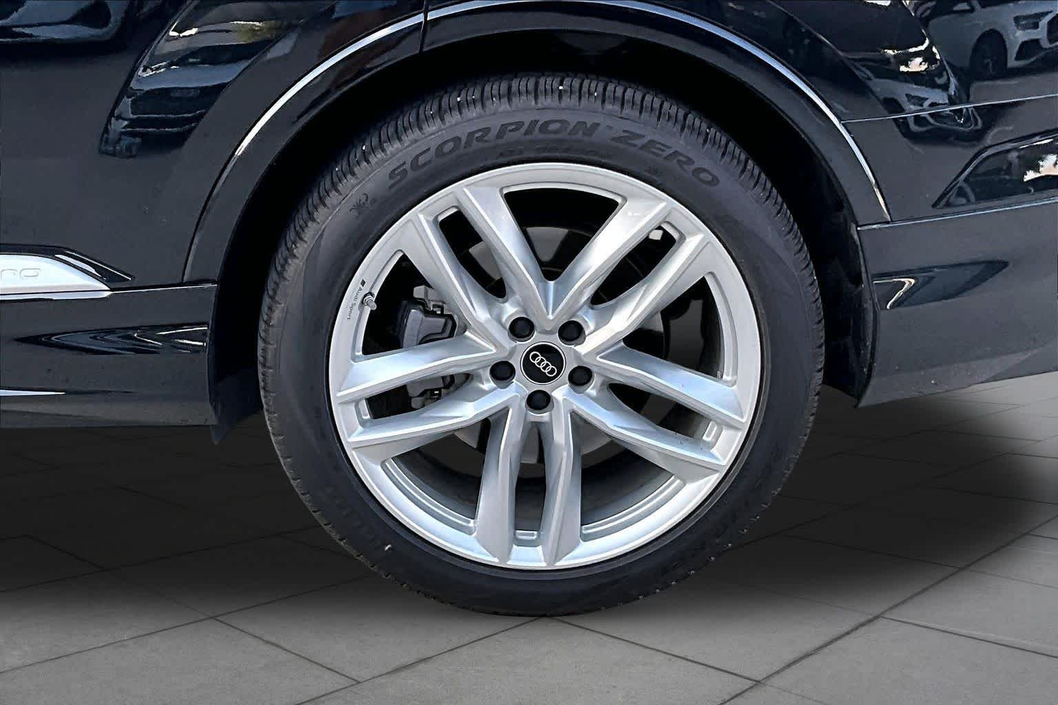 Used 2025 Mythos Black Metallic Audi Premium Plus image 10