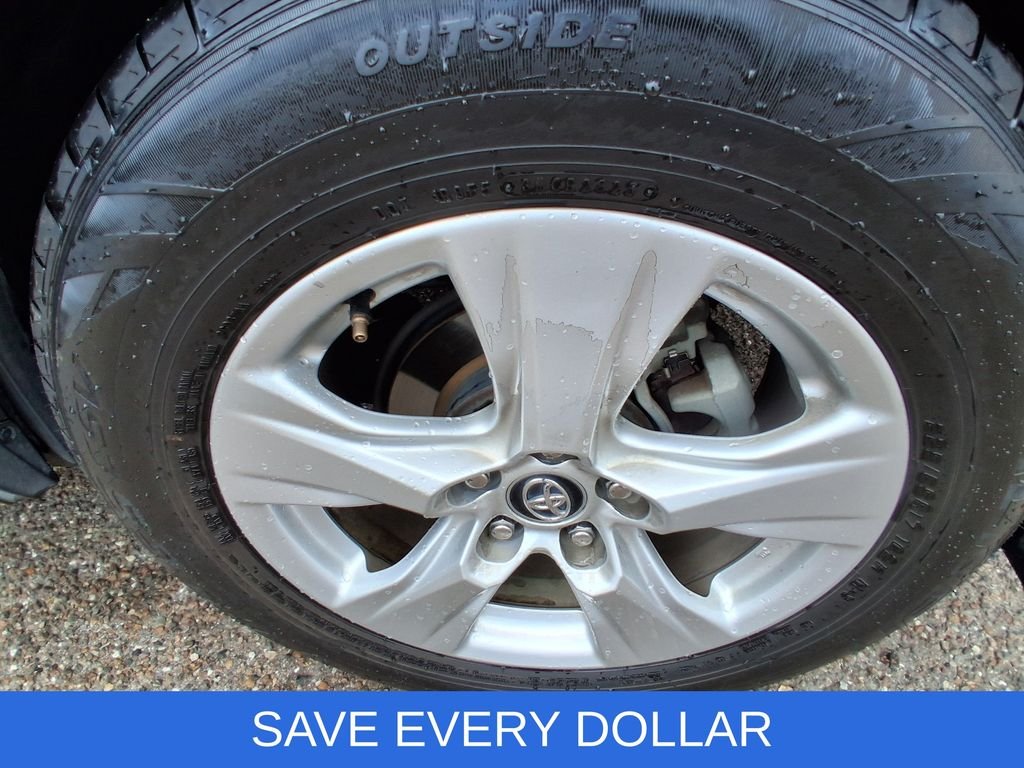 Used 2021 Gray Toyota XLE image 9