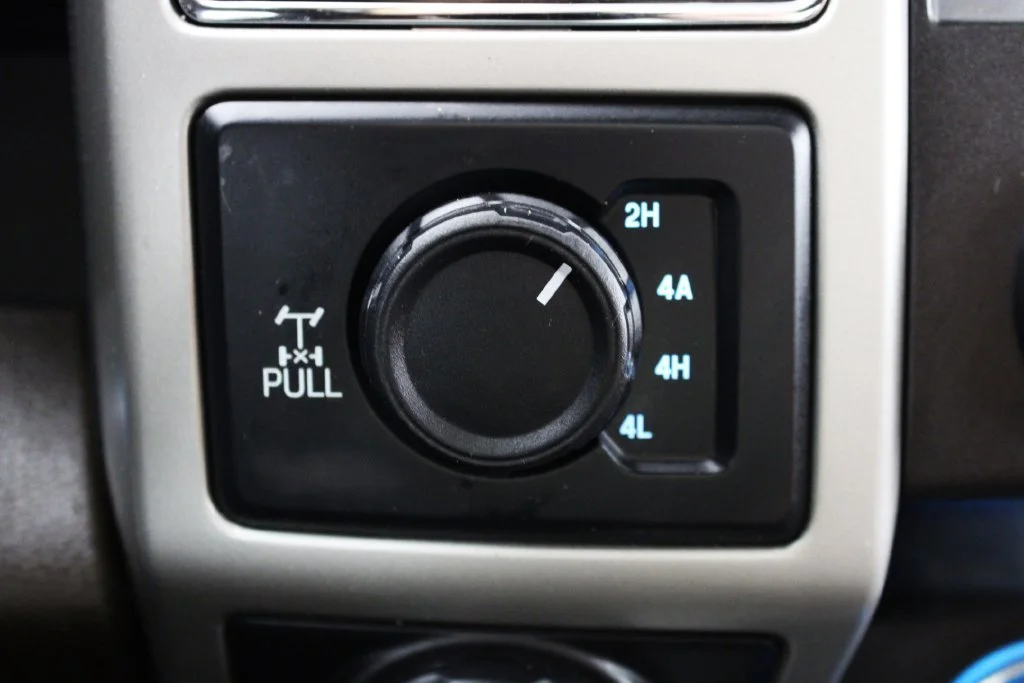 Used 2020 Red Ford King Ranch image 22