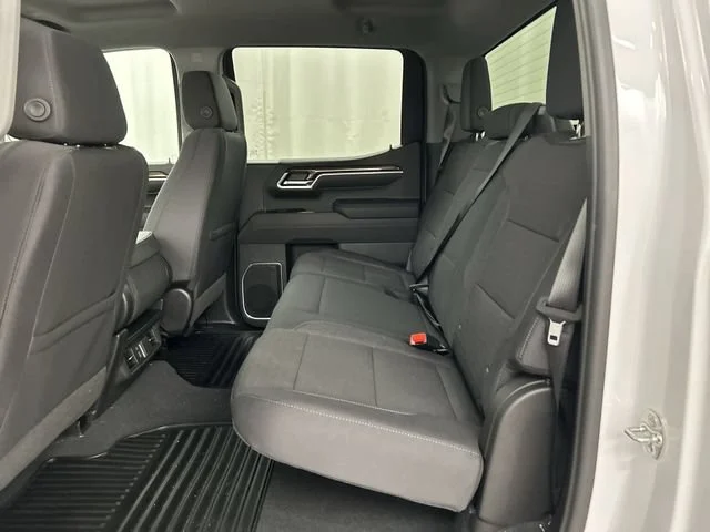New 2026 Summit White Chevrolet LT (2FL) image 24
