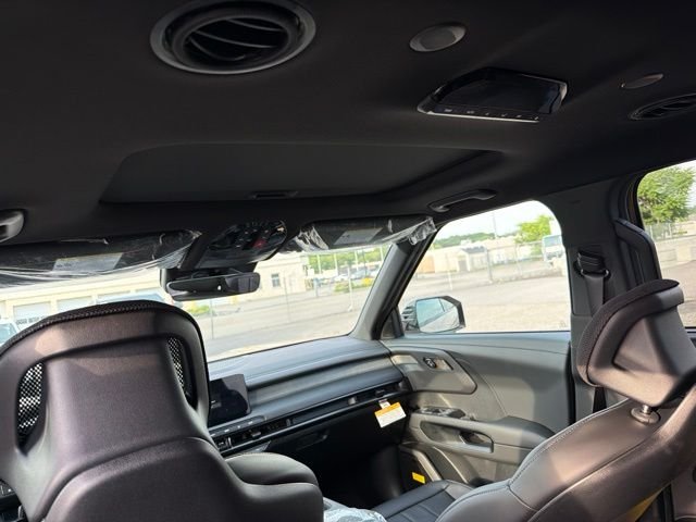 New 2027 Terrain Brown Kia X-LINE SX image 10