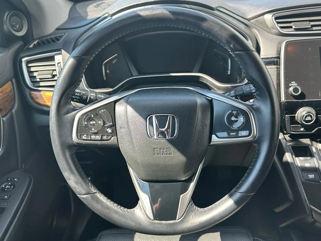 Used 2018 Silver Honda Touring image 19