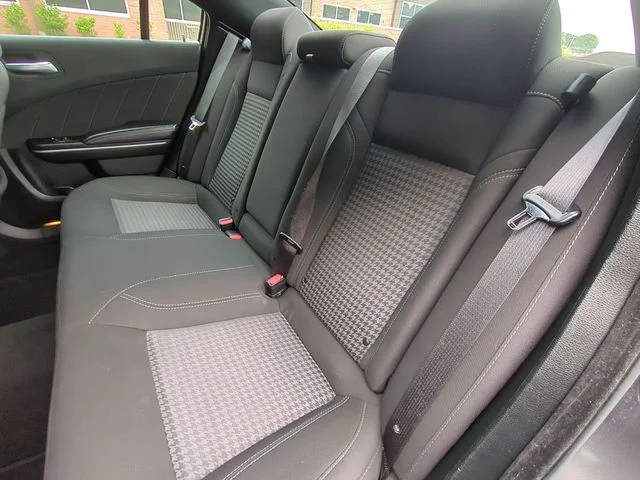Used 2023 Gray Dodge SXT image 28