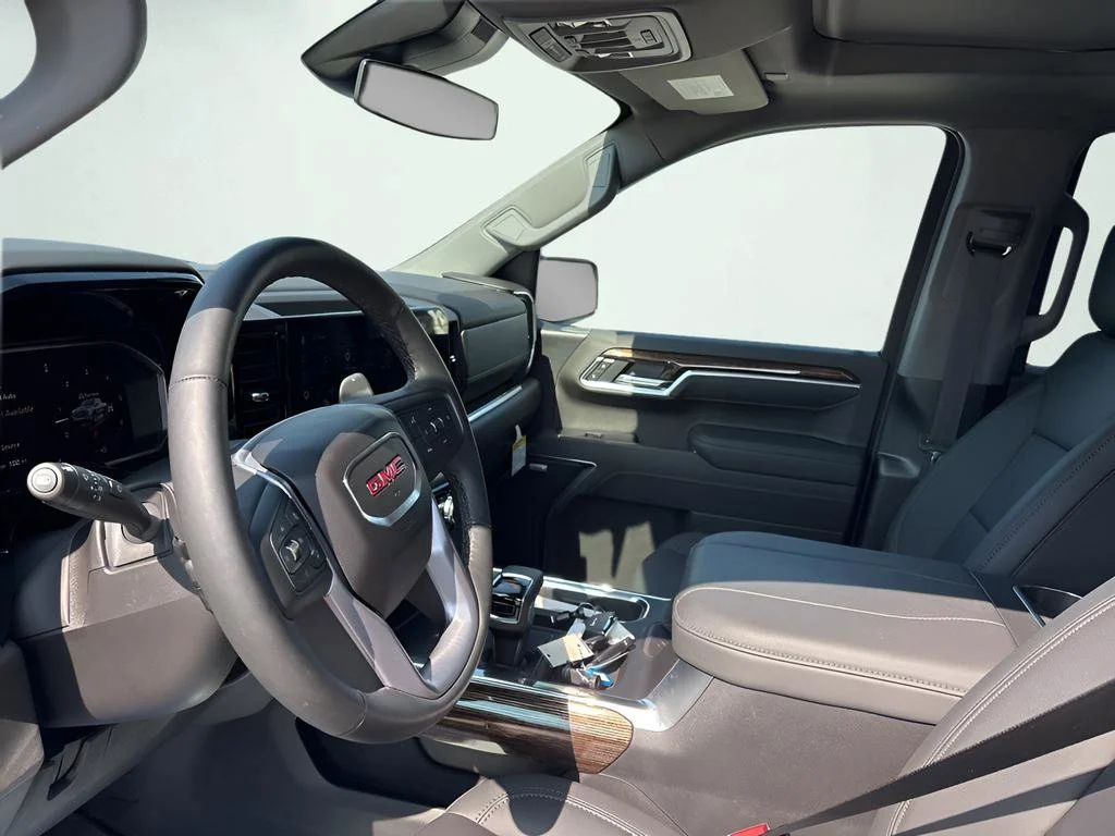New 2026 Onyx Black GMC Elevation image 24