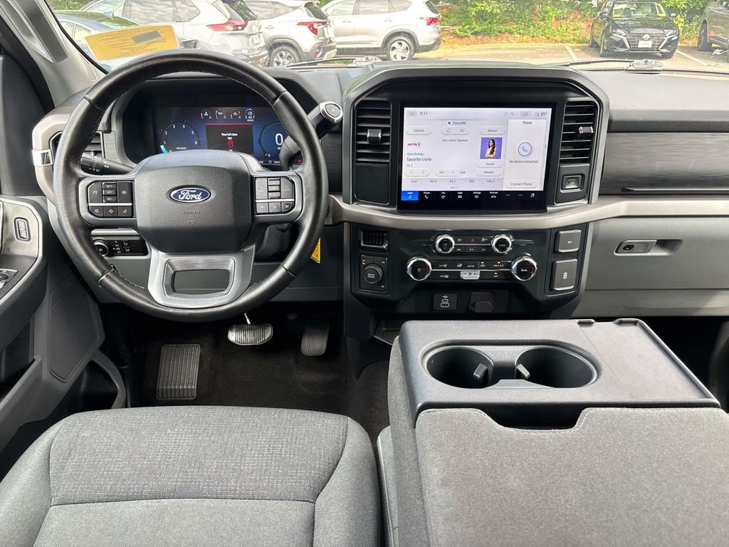 Used 2025 White Ford XLT image 13
