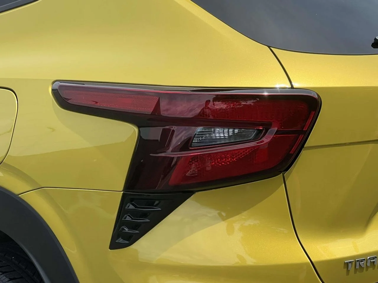 Used 2024 Nitro Yellow Metallic Chevrolet FWD ACTIV image 23