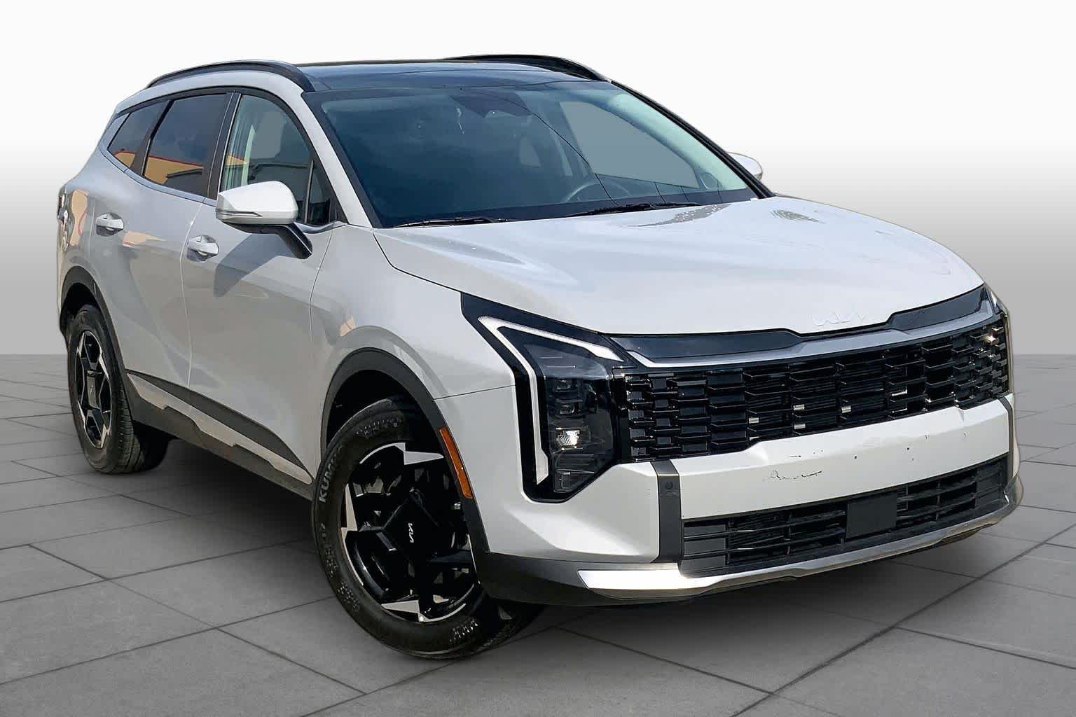 Pre-Owned 2026 Kia Sportage EX